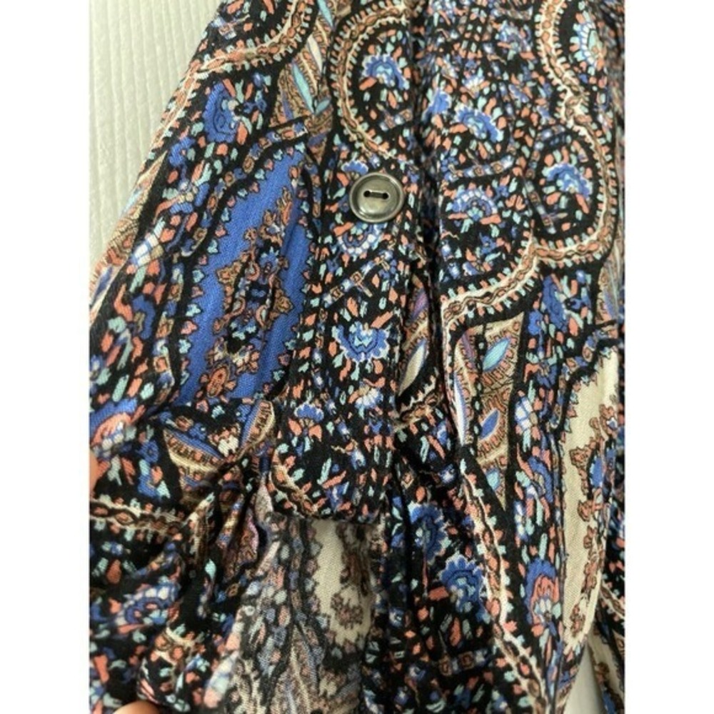Lush Multicolor Top - Picture 4 of 5